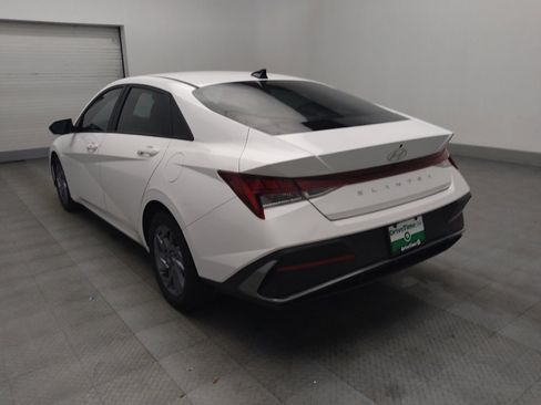 Used 2024 Hyundai Elantra SEL image 5