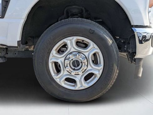 Used 2025 Ford F250 XLT AWD/4WD image 10