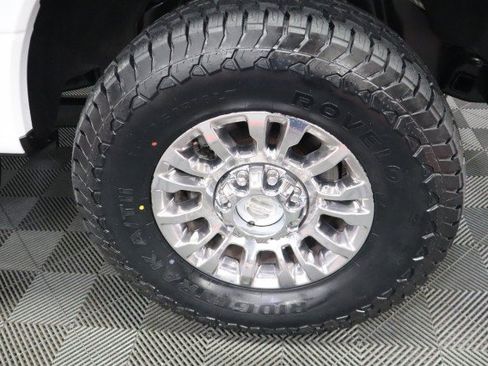 Used 2021 Ford F350 XLT w/ XLT Premium Package AWD/4WD image 78