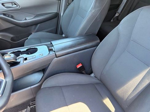 Certified 2024 Nissan Rogue S FWD image 20