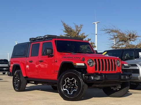 Used 2020 Jeep Gladiator Rubicon image 2