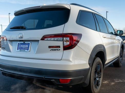 Used 2022 Honda Pilot TrailSport image 6