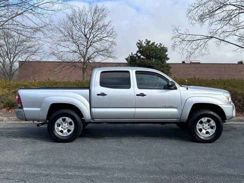 Used 2012 Toyota Tacoma PreRunner w/ SR5 Pkg RWD image 6