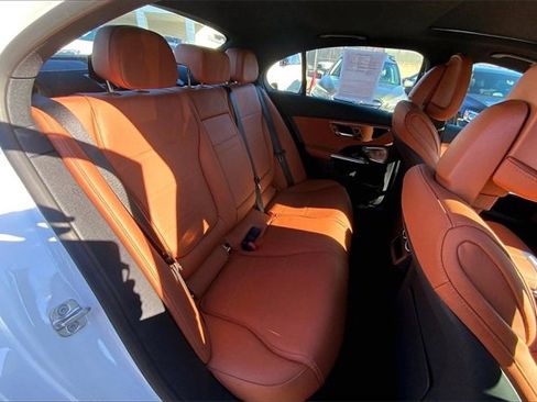 Used 2025 Mercedes-Benz C 300 4MATIC Sedan image 16