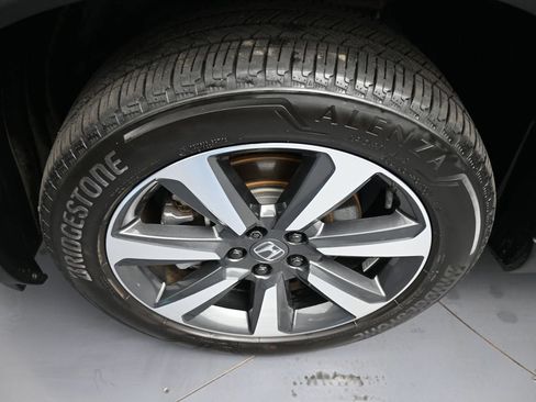 Certified 2024 Honda Pilot Elite image 14