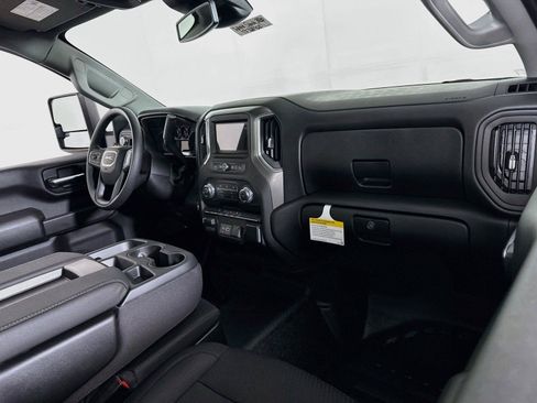 New 2026 GMC Sierra 3500 Pro AWD/4WD image 17
