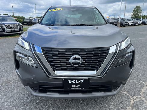 Used 2023 Nissan Rogue SV AWD/4WD image 11