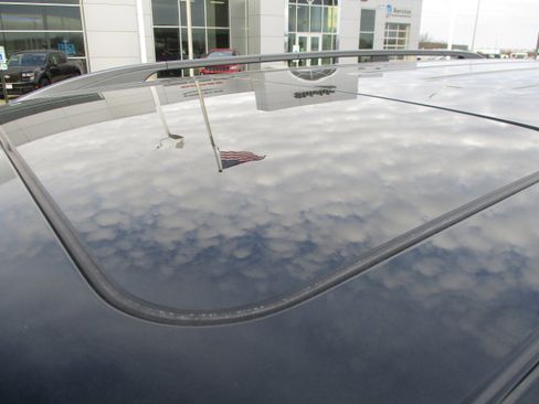 Used 2020 Nissan Armada SL w/ Premium Package image 9