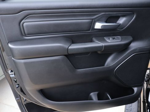 New 2026 RAM 1500 Express AWD/4WD image 15