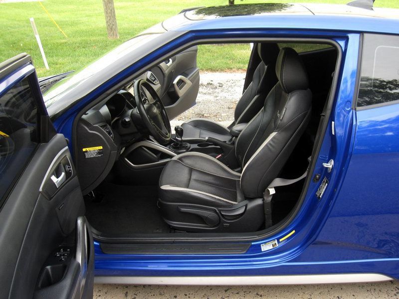 Used 2013 Hyundai Veloster Turbo w/ Ultimate Pkg FWD image 18