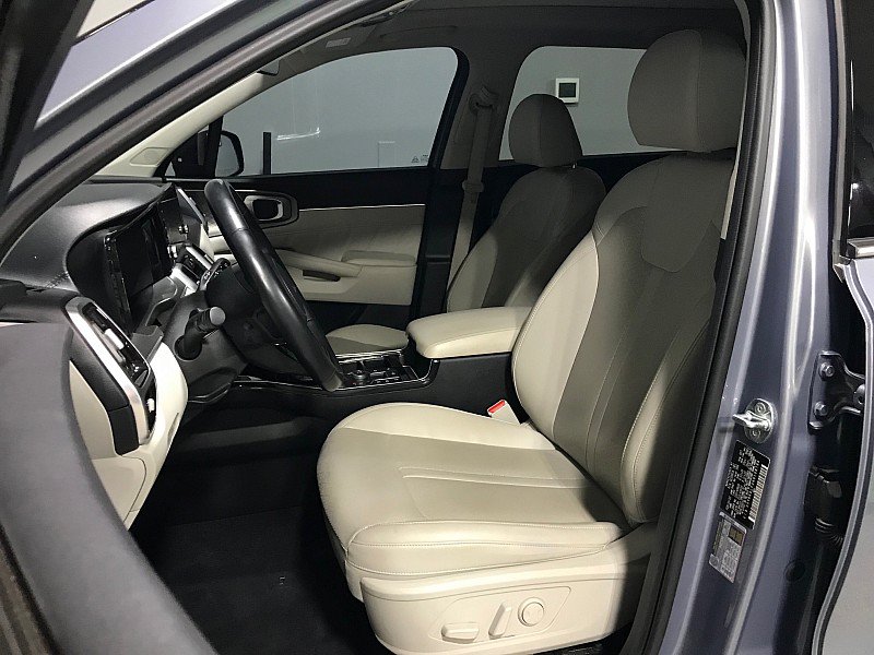 Used 2022 Kia Sorento SX AWD/4WD image 11
