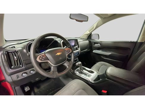 Used 2021 Chevrolet Colorado LT w/ LT Convenience Package AWD/4WD image 11