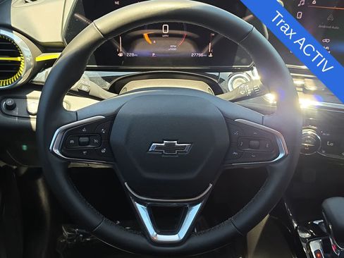 Used 2024 Chevrolet Trax ACTIV w/ Driver Confidence Package FWD image 19