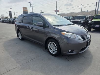 Used 2013 Toyota Sienna XLE