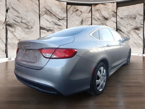 Used 2015 Chrysler 200 LX image 5