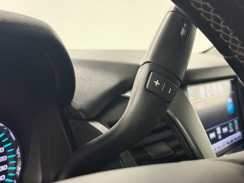 Used 2018 Chevrolet Tahoe LT image 22