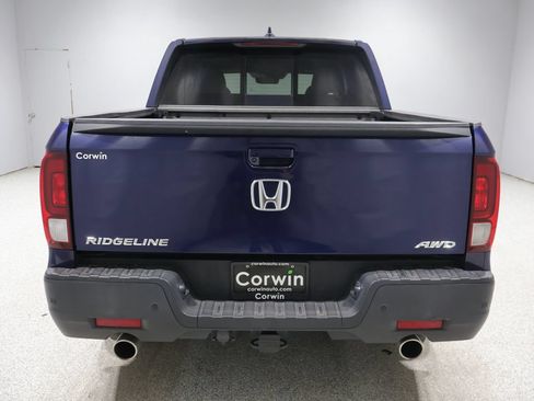 Used 2023 Honda Ridgeline RTL-E image 3