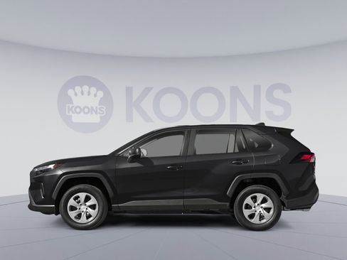 New 2025 Toyota RAV4 LE image 4