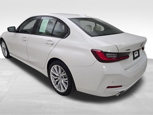 Used 2023 BMW 330i xDrive Sedan w/ Driving Assistance Package AWD/4WD image 7