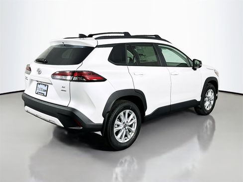 New 2026 Toyota Corolla Cross LE image 7