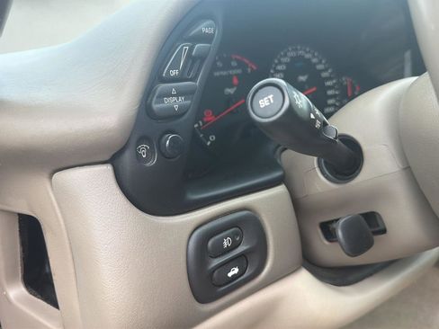 Used 2003 Chevrolet Corvette Convertible w/ Preferred Equipment Group1 RWD image 18