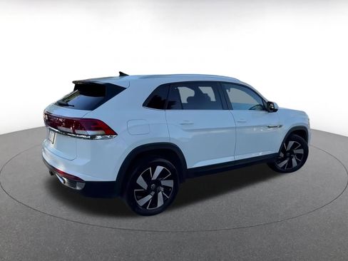 Used 2025 Volkswagen Atlas Cross Sport SE image 15