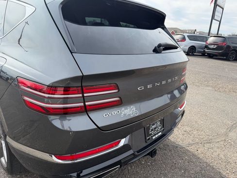 Used 2022 Genesis GV80 2.5T w/ Prestige Package 04 AWD/4WD image 16