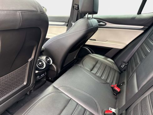 Used 2021 Alfa Romeo Stelvio Ti Sport AWD/4WD image 15
