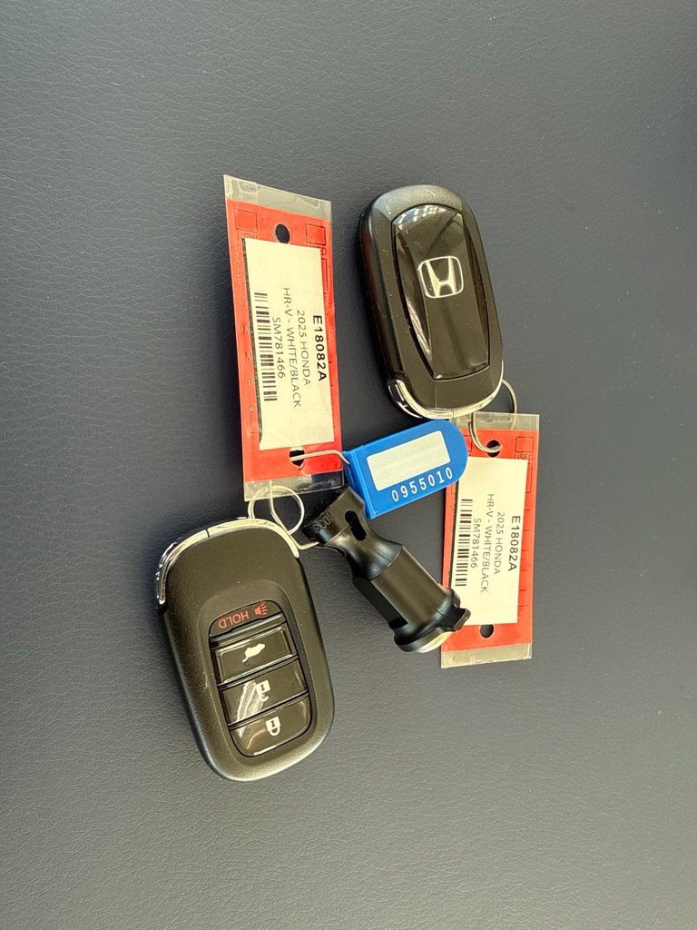 Certified 2025 Honda HR-V LX image 5