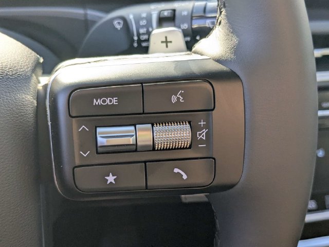 Used 2026 Hyundai Santa Fe SEL AWD/4WD image 25