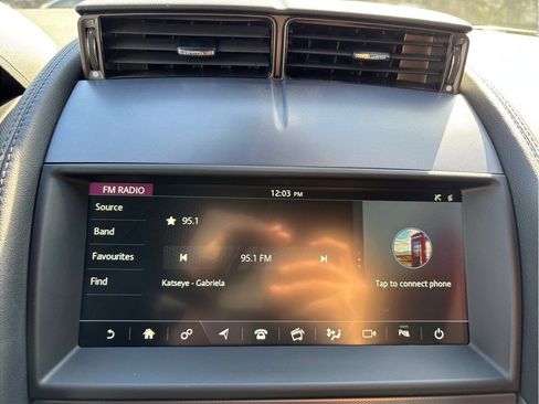 Used 2020 Jaguar F-TYPE Coupe image 31