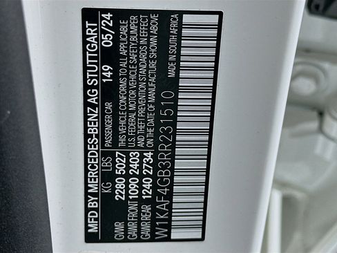 Used 2024 Mercedes-Benz C 300 Sedan image 12