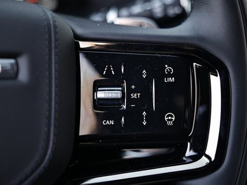 New 2026 Land Rover Range Rover Velar Dynamic SE image 44