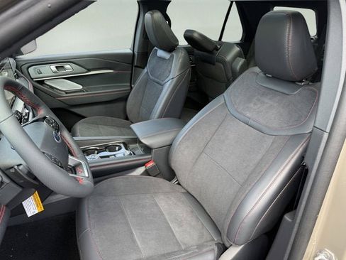 New 2026 Ford Explorer ST AWD/4WD image 9