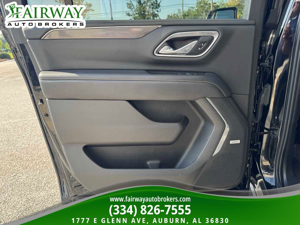 Used 2021 GMC Yukon XL AT4 w/ AT4 Premium Plus Package AWD/4WD image 32