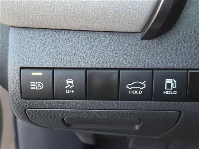 Used 2024 Toyota Camry XLE FWD image 13