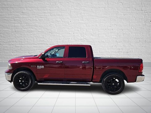 Used 2019 RAM 1500 Tradesman w/ Chrome Appearance Group RWD image 2