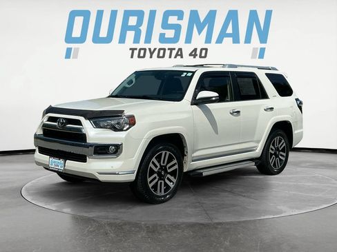 Used 2017 Toyota 4Runner Limited AWD/4WD image 3