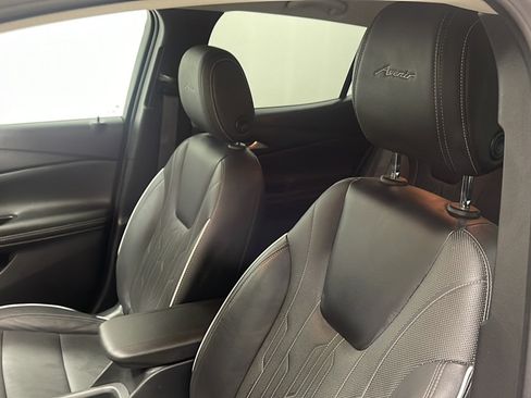 Used 2024 Buick Encore GX Avenir w/ Avenir Convenience Package FWD image 2