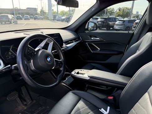 Used 2023 BMW X1 xDrive28i AWD/4WD image 5