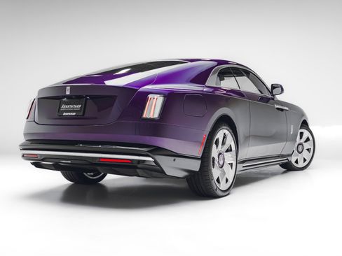 Used 2024 Rolls-Royce Spectre w/ Spectre Launch Package AWD/4WD image 8
