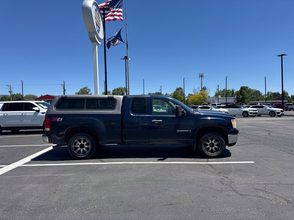 Used 2008 GMC Sierra 1500 SLE w/ Power Pack Plus AWD/4WD image 5