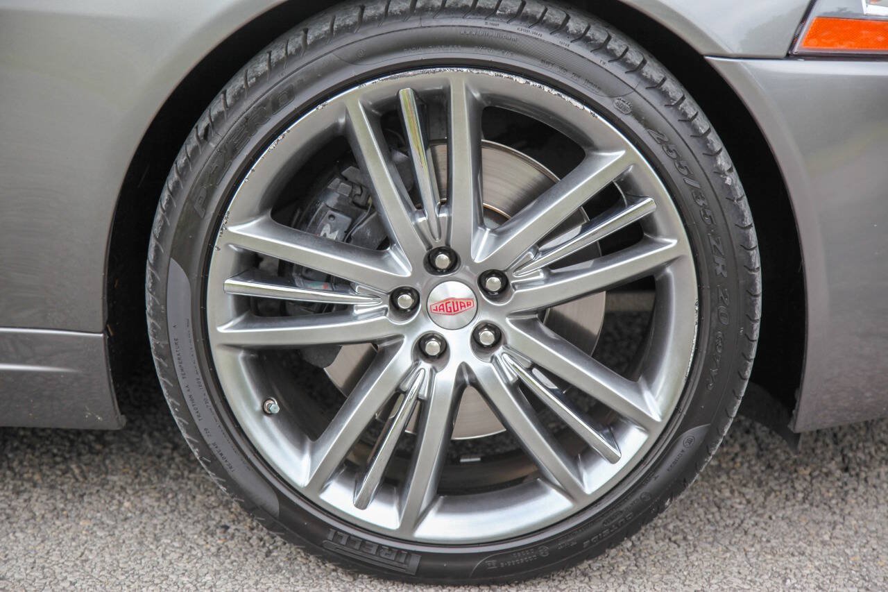 Used 2009 Jaguar XKR R RWD image 5