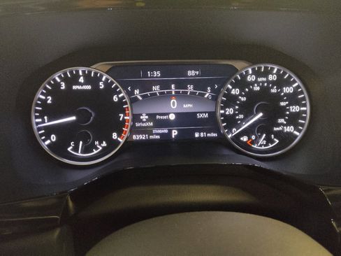 Used 2022 Nissan Pathfinder SL FWD image 23