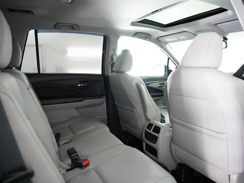 Used 2017 Honda Pilot EX-L image 39
