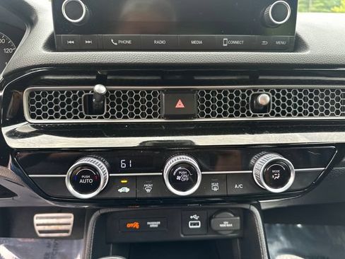 Used 2024 Honda Civic Sport image 32