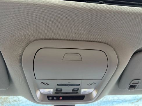 Used 2019 Buick Enclave Premium w/ Experience Buick Package image 31