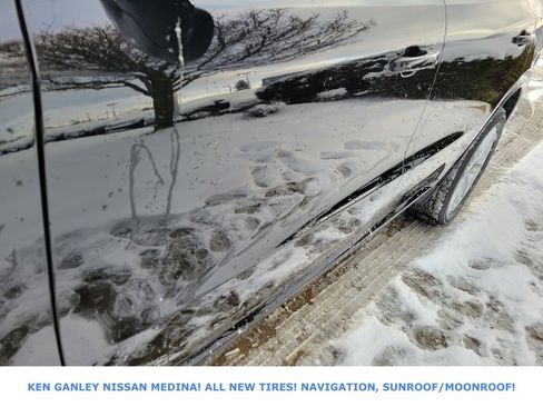 Used 2023 Dodge Durango GT image 11