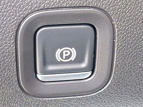 Used 2025 GMC Sierra 1500 Pro w/ Graphite Edition image 27