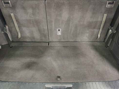 Used 2022 Toyota Highlander XLE FWD image 55